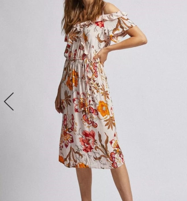 Ex Chainstore Nude Floral Print Dress, £6.50pp